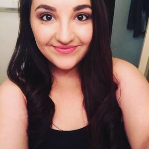 Meet your Posher, Michaela