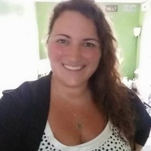 Meet your Posher, Stephanee