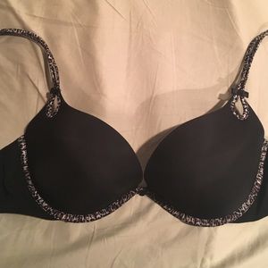 34D Victoria's Secret sexy little things push up