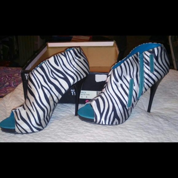 Michael Antonio Monica Shoes