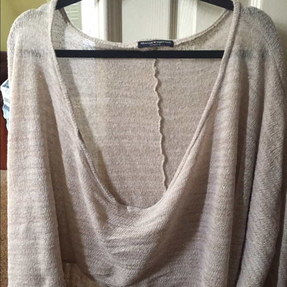 Brandy Melville Long Sleeved Shrug Sweater