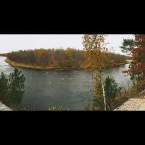 Meet your Posher, Caitlin