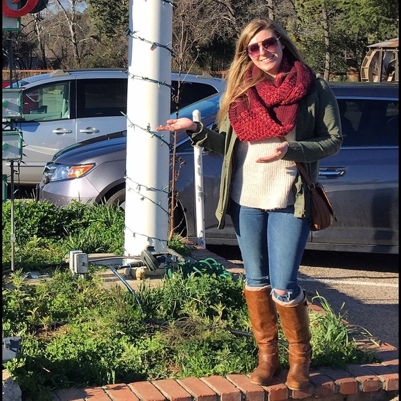 Meet your Posher, Amber - Picture 4 of 4