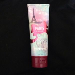 Paris Amour lotion