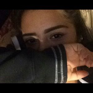 Meet your Posher, Jasmin