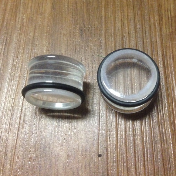 3/4 plugs clear acrylic