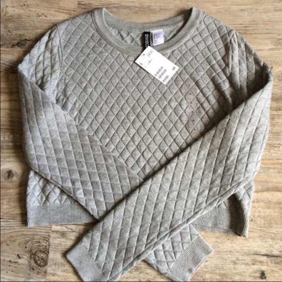 H&M Sweaters - H&M crop top sweater