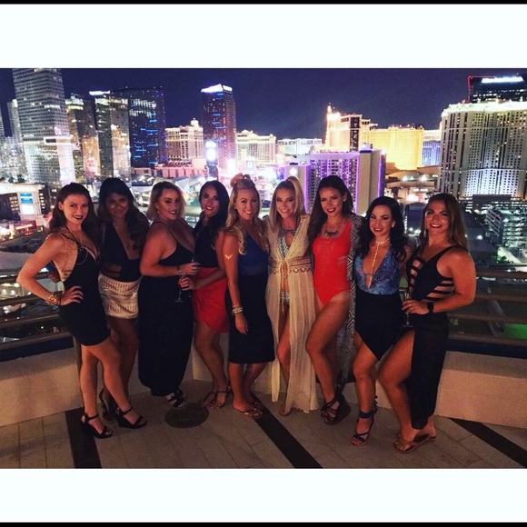 Meet your Posher, Haley - Picture 3 of 6