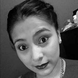 Meet your Posher, Stephanie