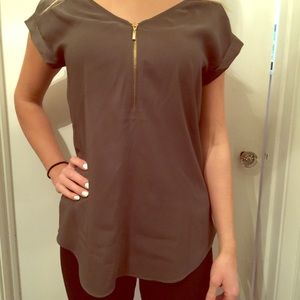 FINAL PRICE DROP! Short sleeve top