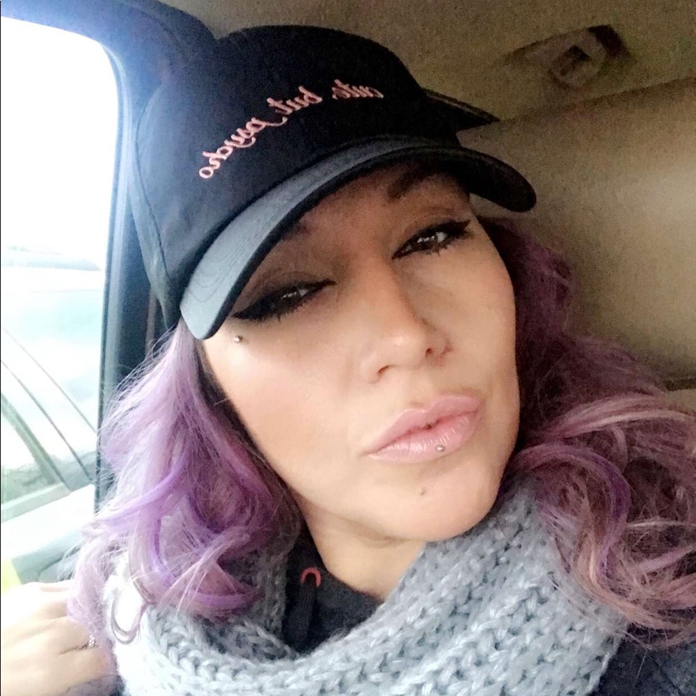 Meet your Posher, Yvonne