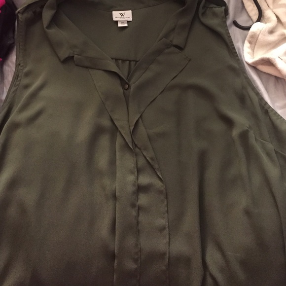 Tree green blouse