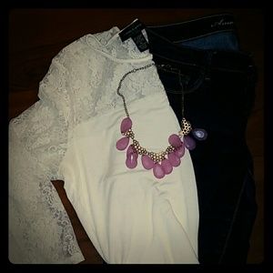 Lacy White 3/4 sleeve top