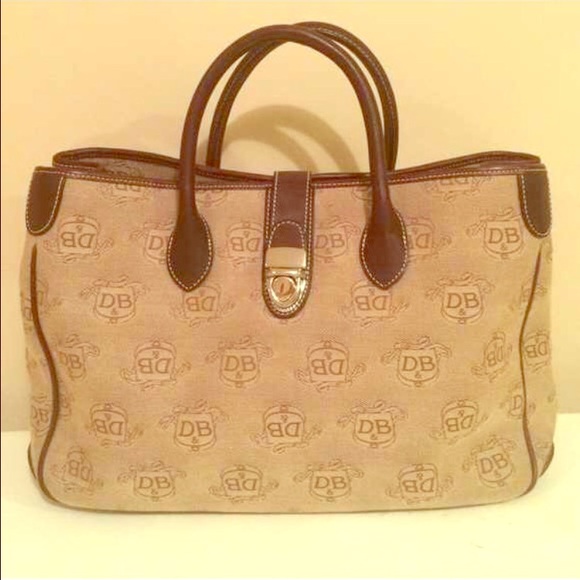 Dooney & Bourke purse