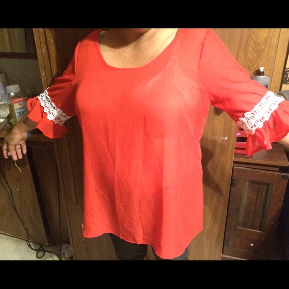 Blouse - Picture 2 of 3