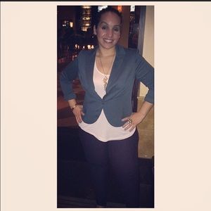 Meet your Posher, Rebecca