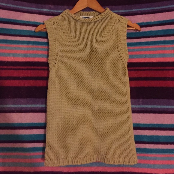 ⭐️OLD NAVY KNIT SWEATER⭐️