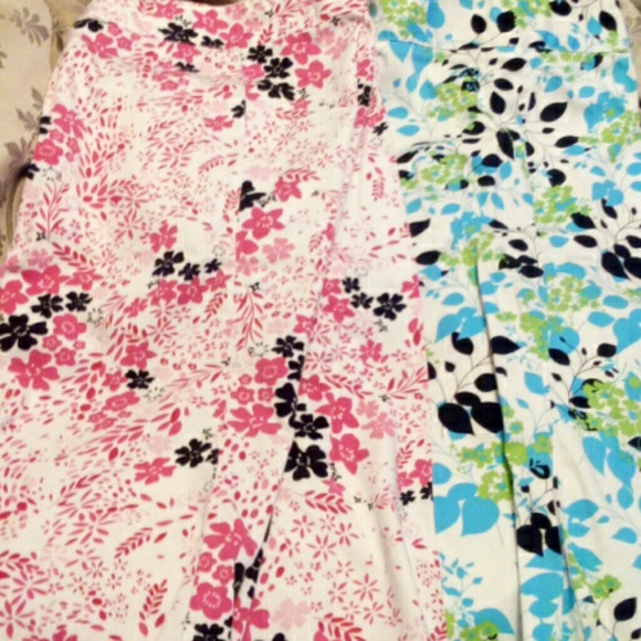 Skirts - Picture 1 of 2
