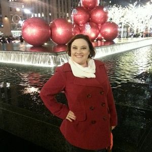 Meet your Posher, Crystal