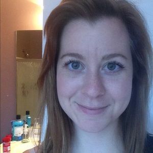 Meet your Posher, Caity