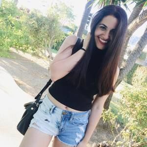Meet your Posher, Sahar