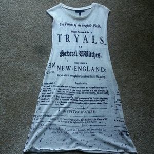 Black Salt Widow Witch Trials Tunic