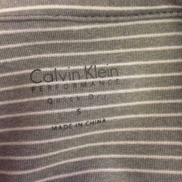 Calvin Klein performance jacket - Picture 2 of 3