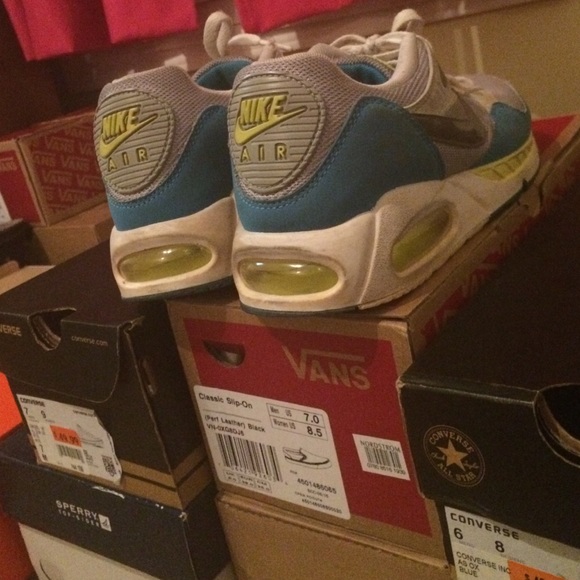 Blue air max.