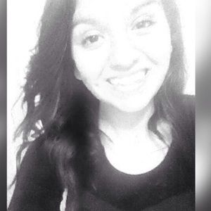 Meet your Posher, Mitzi