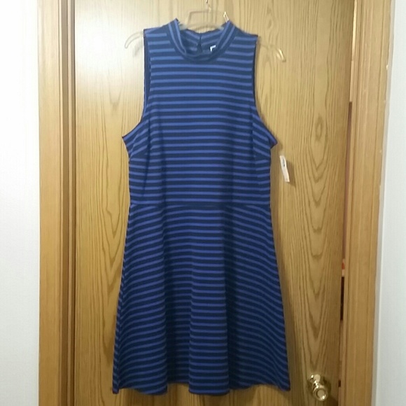 Old Navy Dresses & Skirts - Navy & Royal Blue Striped Dress