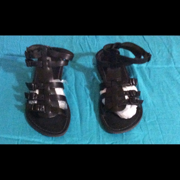 Almost New Italy Sandals - Picture 2 of 3
