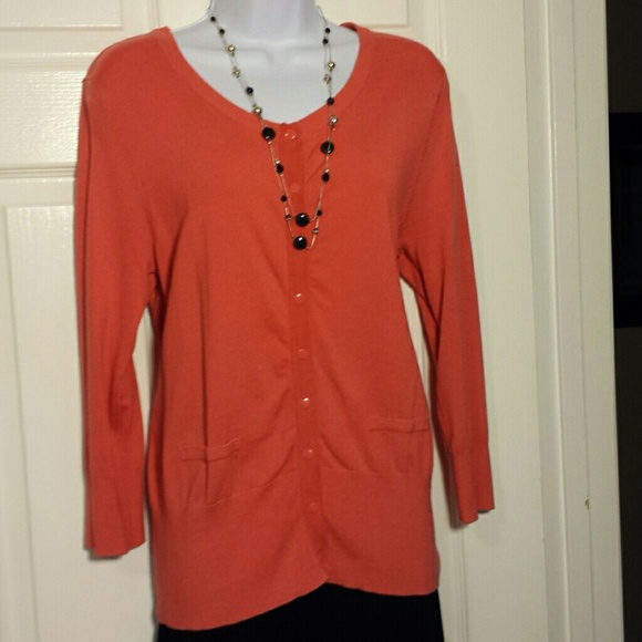 Cardigan sweater