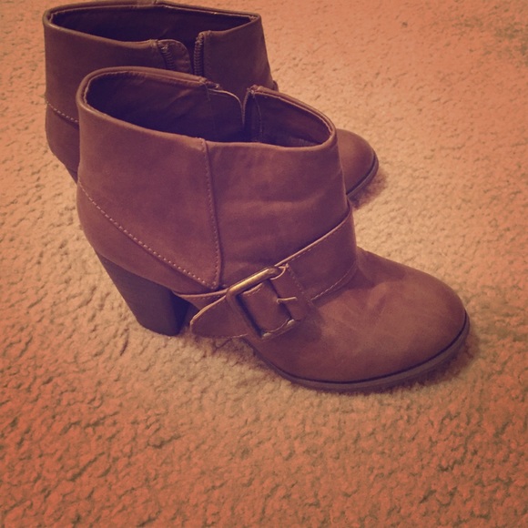 Forever 21 booties