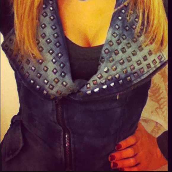 Studded denim vest - Picture 3 of 4