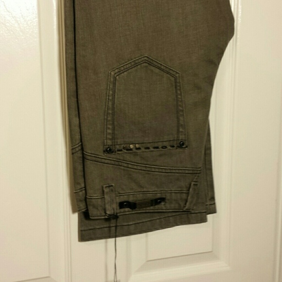 Gray Slightly Embellished Jeans - Picture 3 of 4
