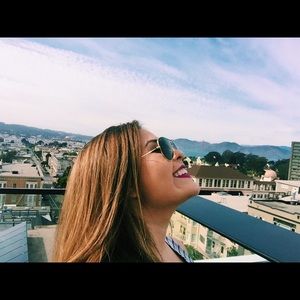 Meet your Posher, Valentina