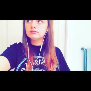 Meet your Posher, Bella