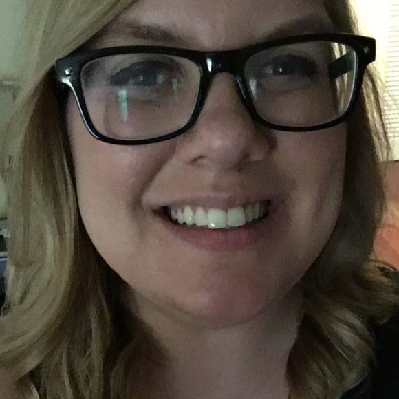 Meet your Posher, Meagan - Picture 1 of 1