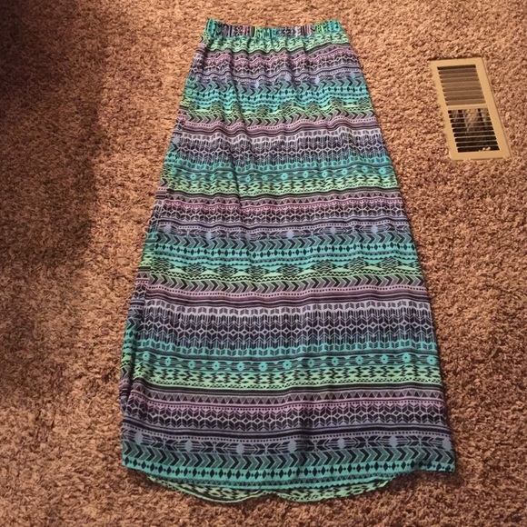 Tribal print maxi skirt