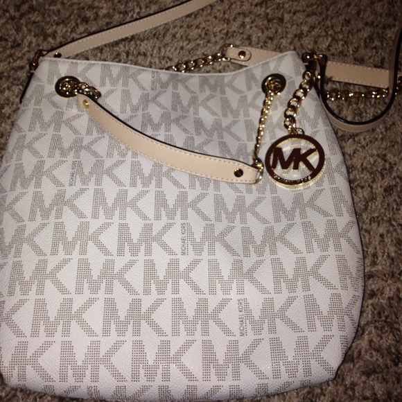 Michael Kors Crossbody purse