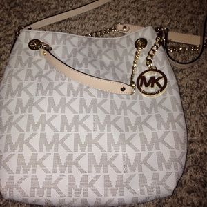 Michael Kors Crossbody purse