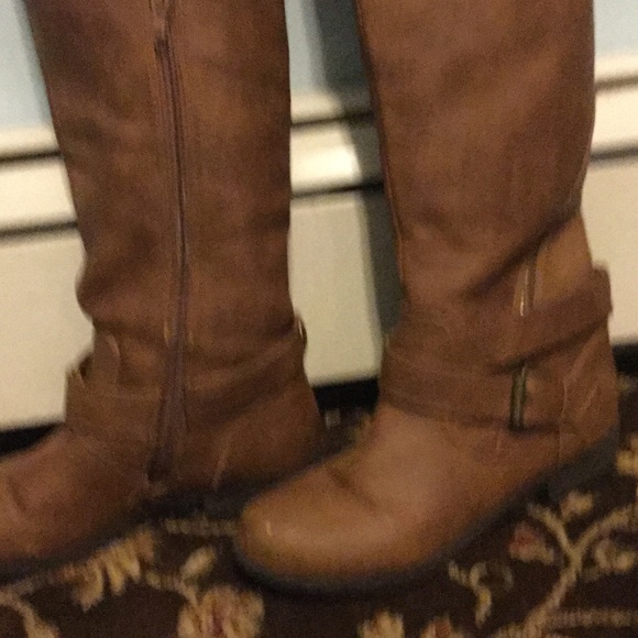 Material Girl Brown High Boots👢 - Picture 4 of 4