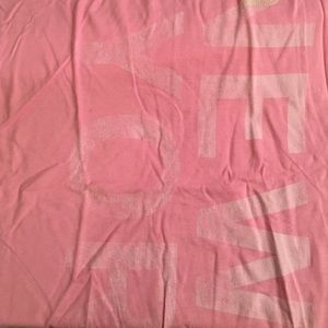 Brand new Abercrombie & Fitch T-Shirt