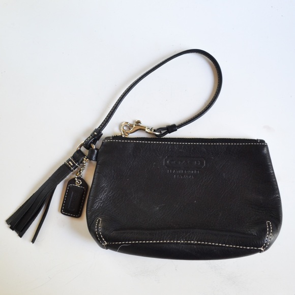 Coach Handbags - Coach Leather Wristlet