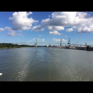 Meet your Posher, Caroline