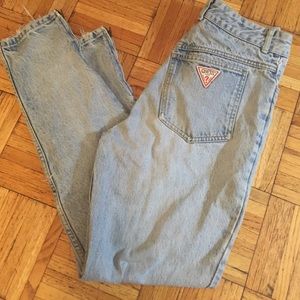 High wastes Guess jeans w/ripped knees and zippers