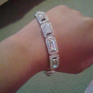Diamond bracelet