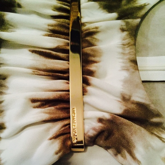 🔶MK dress with gold band🔶