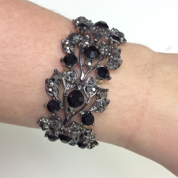 Beautiful black and silver vined bracelet