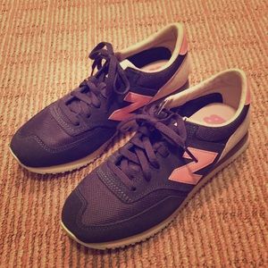 New Balance 620 Sneakers!